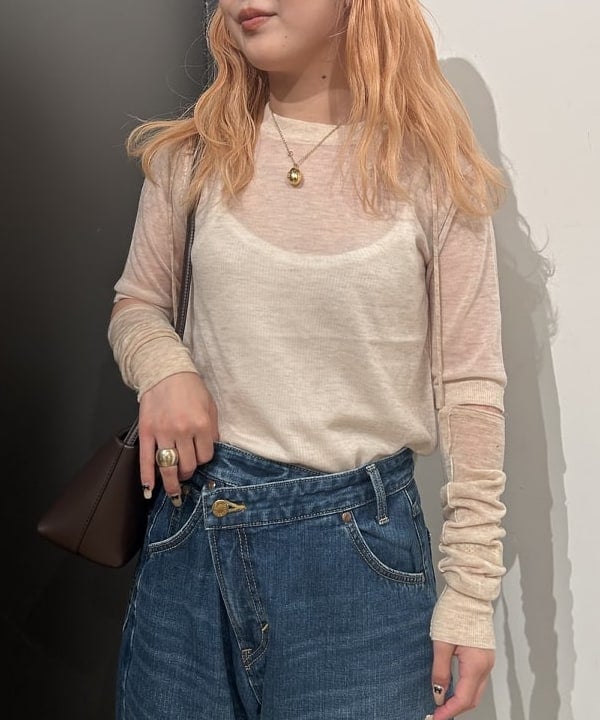 ando naoさんの「BEAMS WOMEN｜【別注】Lee &times; maturely / デニム アシメ パンツ」を使ったコーディネート