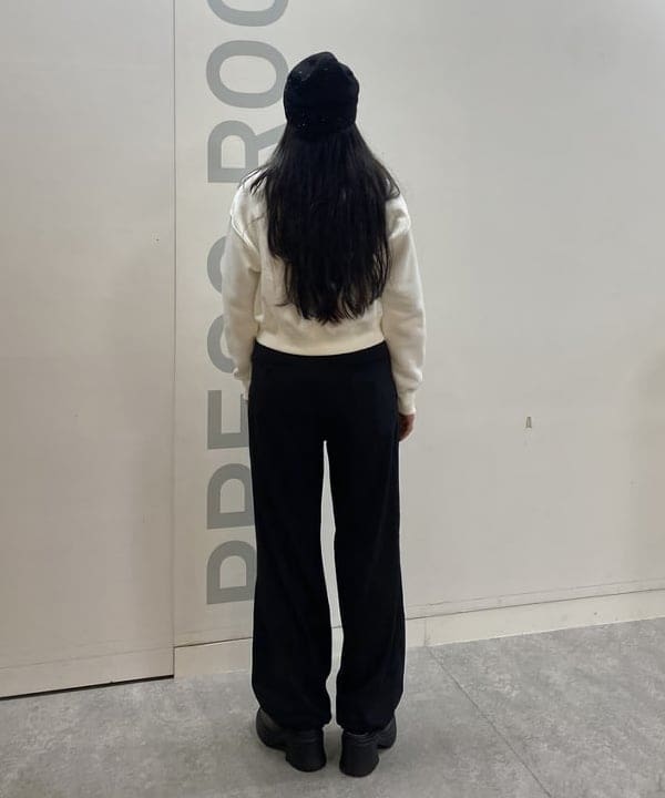 ayaさんの「BEAMS WOMEN｜スパンコール ビーニー 25」を使ったコーディネート