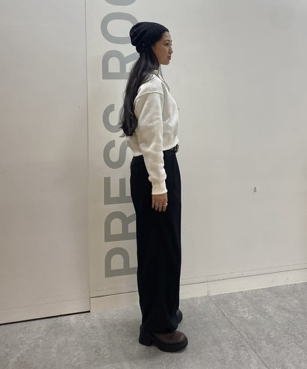 ayaさんの「BEAMS WOMEN｜スパンコール ビーニー 25」を使ったコーディネート