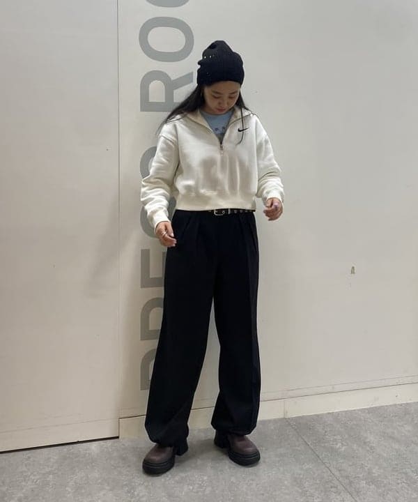 ayaさんの「BEAMS WOMEN｜スパンコール ビーニー 25」を使ったコーディネート