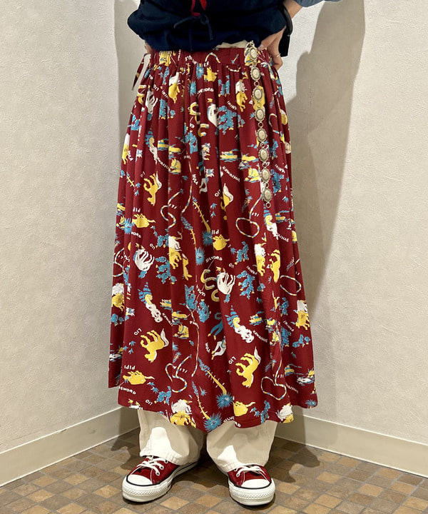 小原 もこさんの「BEAMS WOMEN｜CONVERSE / SUEDE ALL STAR J OX」を使ったコーディネート