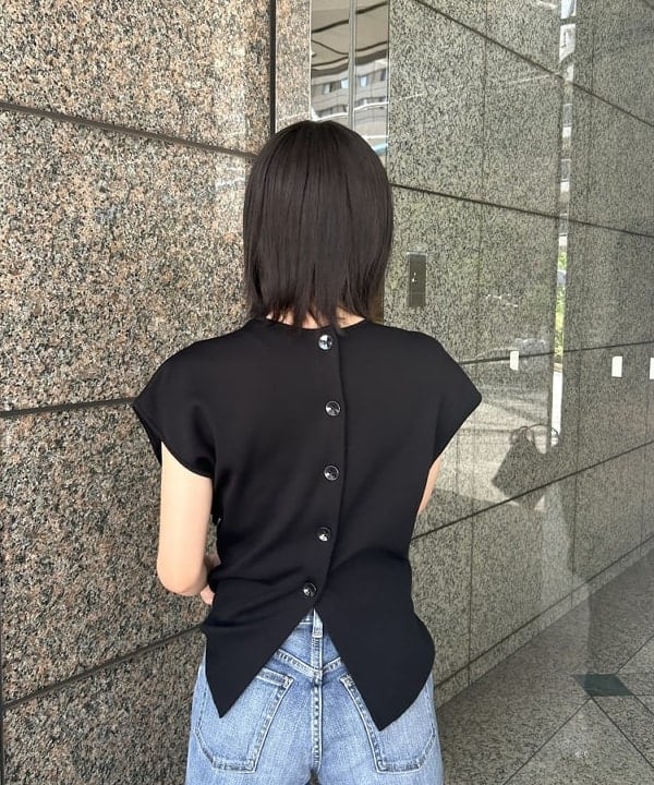 大槻 まひろさんの「BEAMS WOMEN｜manipuri / カレイド バンダナ スカーフ」を使ったコーディネート