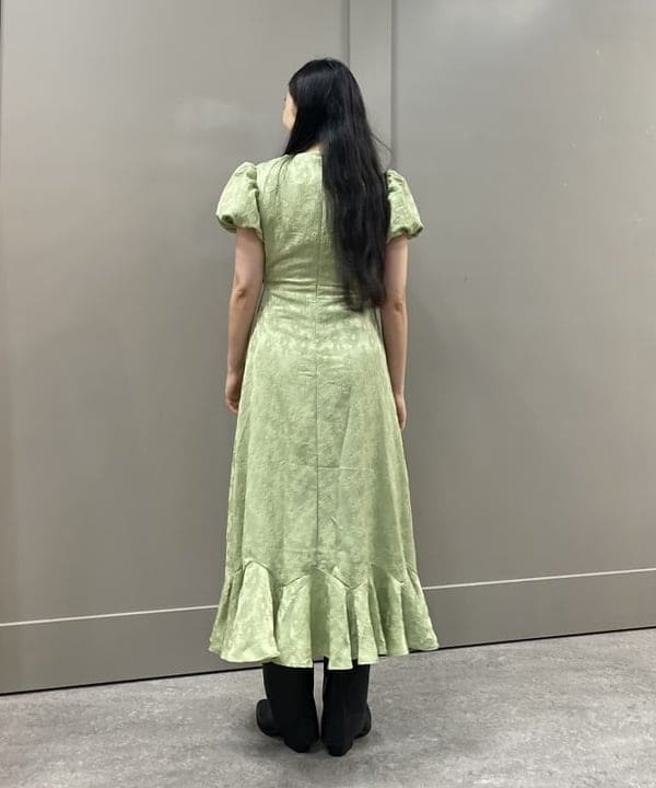 ayaさんの「BEAMS WOMEN｜sister jane / Olive Ruffle Dress」を使ったコーディネート