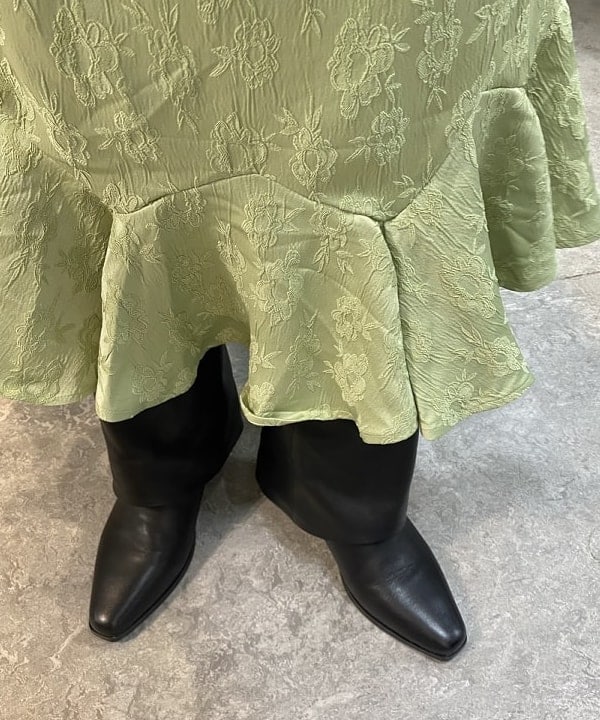 ayaさんの「BEAMS WOMEN｜sister jane / Olive Ruffle Dress」を使ったコーディネート