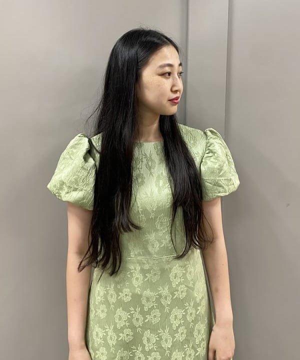 ayaさんの「BEAMS WOMEN｜sister jane / Olive Ruffle Dress」を使ったコーディネート