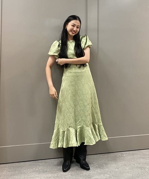 ayaさんの「BEAMS WOMEN｜sister jane / Olive Ruffle Dress」を使ったコーディネート