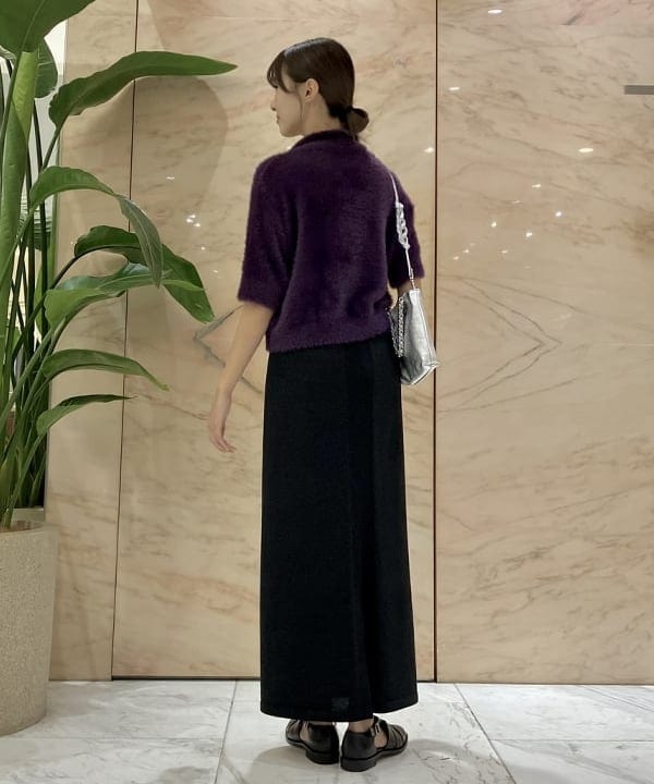 茂野 真楓さんの「BEAMS WOMEN｜BAUM UND PFERDGARTEN / ファーリー ハーフスリーブ カーディガン」を使ったコーディネート