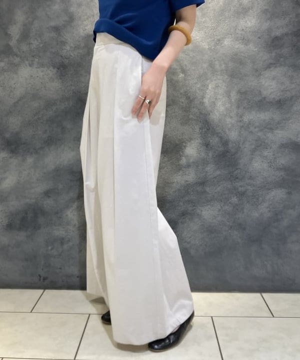 OSUMIさんの「BEAMS WOMEN｜AK+1 / 総針 ショート ニット」を使ったコーディネート