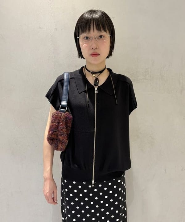 amaさんの「BEAMS WOMEN｜ニット ミニ バッグ」を使ったコーディネート