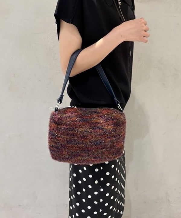 amaさんの「BEAMS WOMEN｜ニット ミニ バッグ」を使ったコーディネート