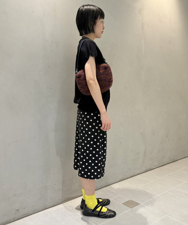 amaさんの「BEAMS WOMEN｜ニット ミニ バッグ」を使ったコーディネート