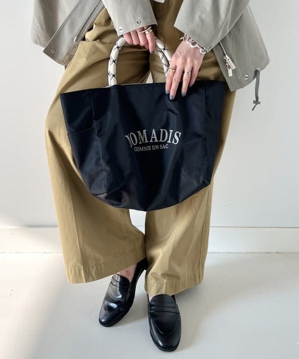 隈元 楓さんの「BEAMS WOMEN｜【別注】エディター坪田あさみ × WOOLRICH / ANORAK ダウンブルゾン」を使ったコーディネート