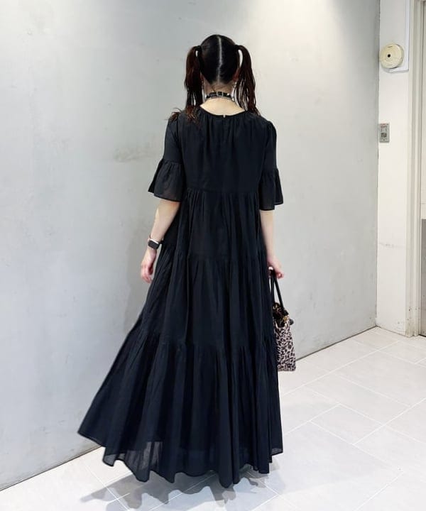 りかちょび/岸本梨佳さんの「BEAMS WOMEN｜MARIHA / 春のすずらん ソリッド ワンピース」を使ったコーディネート