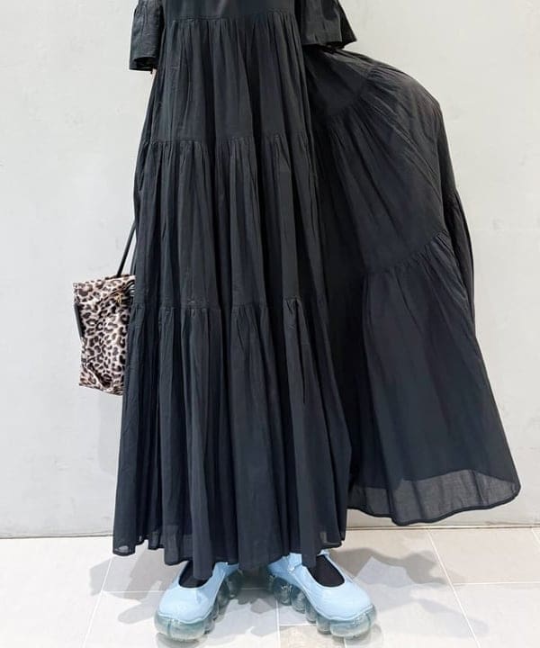 りかちょび/岸本梨佳さんの「BEAMS WOMEN｜MARIHA / 春のすずらん ソリッド ワンピース」を使ったコーディネート