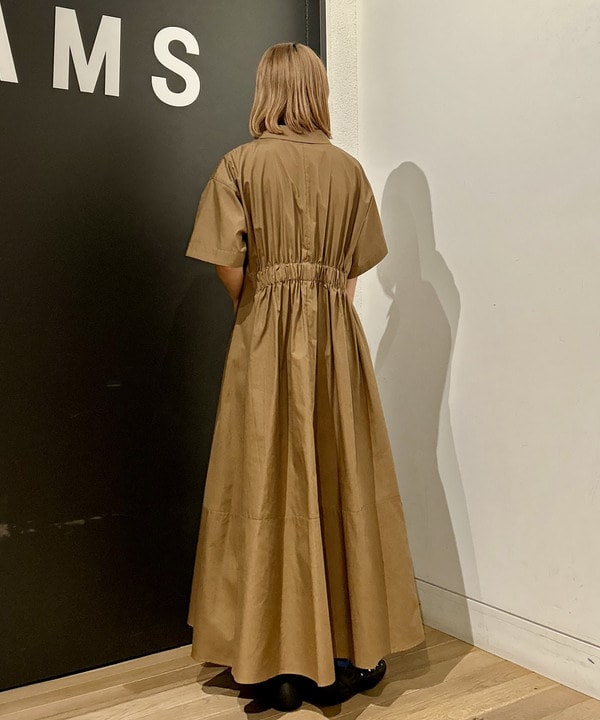 早川 萌子さんの「BEAMS WOMEN｜タック ウエスト シャツ ワンピース」を使ったコーディネート