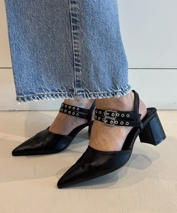 佐々木 南美さんの「BEAMS WOMEN｜ボウタイ フレンチ パフスリーブ ブラウス」を使ったコーディネート