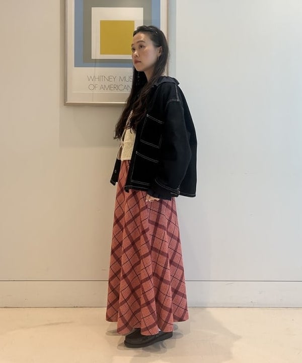 清水 彩乃さんの「BEAMS WOMEN｜レース ニット ベスト」を使ったコーディネート