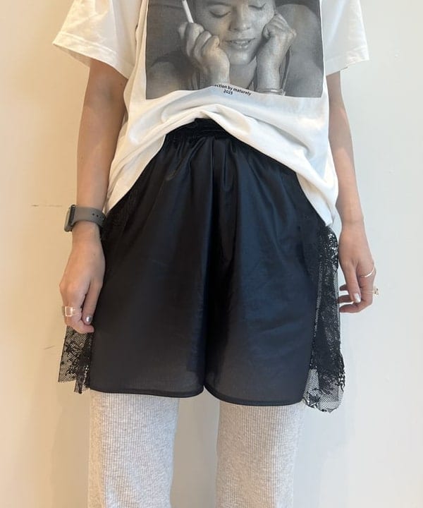 清水 彩乃さんの「BEAMS WOMEN｜maturely / トリコット シフォン レース ボクサー」を使ったコーディネート