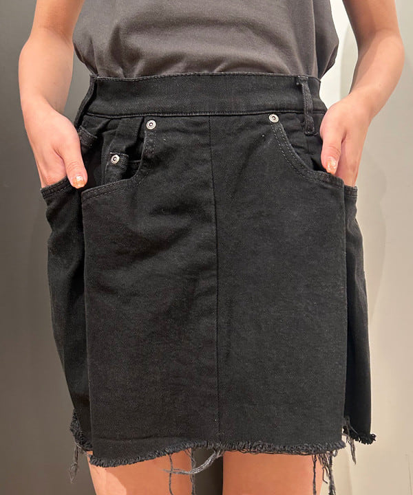 佐藤 亜美さんの「BEAMS WOMEN｜Betty Boop(TM) / Prize Show Tシャツ」を使ったコーディネート