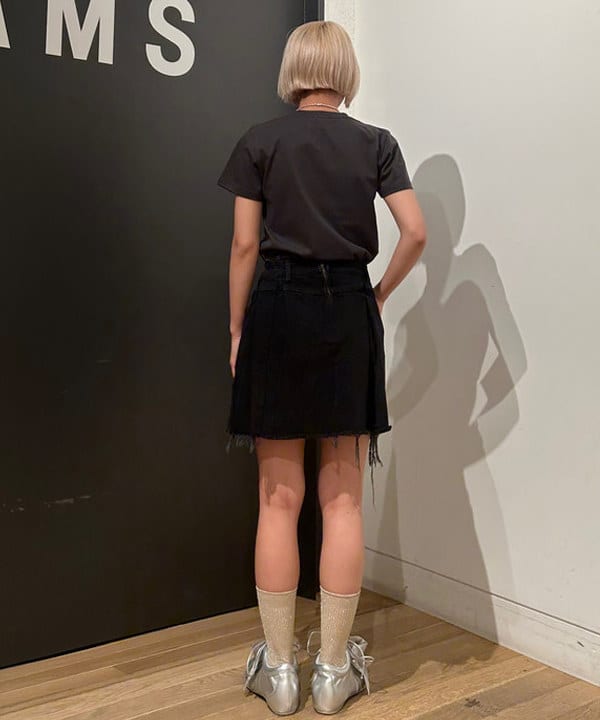 佐藤 亜美さんの「BEAMS WOMEN｜Betty Boop(TM) / Prize Show Tシャツ」を使ったコーディネート