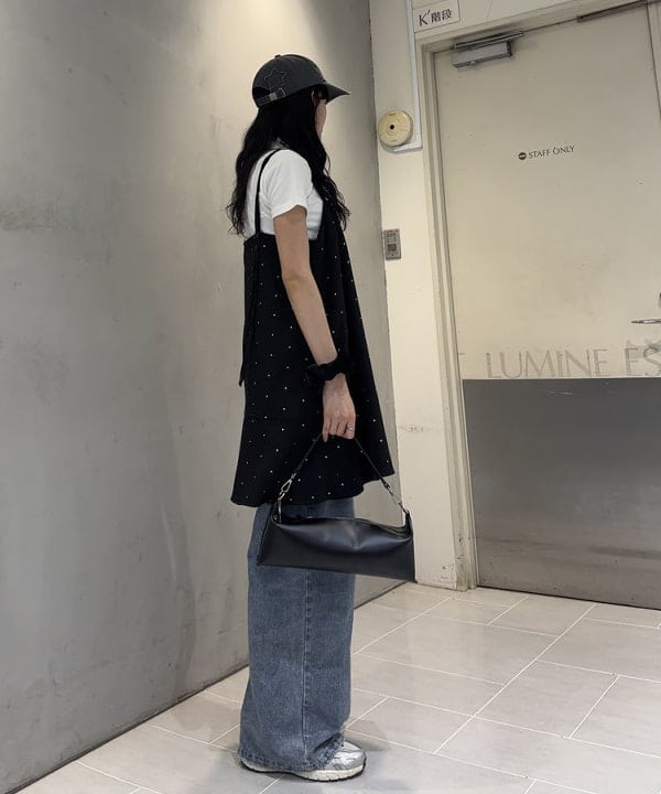 松田 陽茉莉さんの「BEAMS WOMEN｜ドットプリント ミニ キャミワンピース」を使ったコーディネート