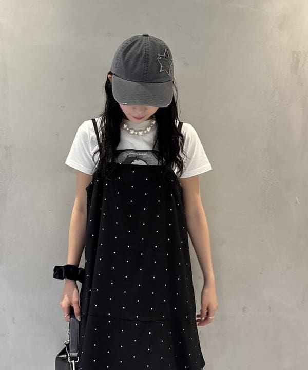 松田 陽茉莉さんの「BEAMS WOMEN｜ドットプリント ミニ キャミワンピース」を使ったコーディネート