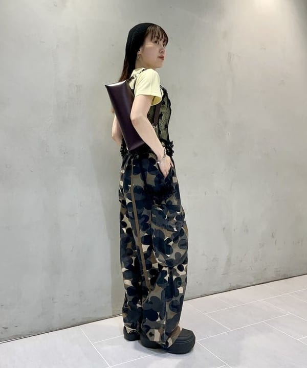 カタヤマ アヤさんの「BEAMS WOMEN｜ワイド 2WAY バッグ」を使ったコーディネート