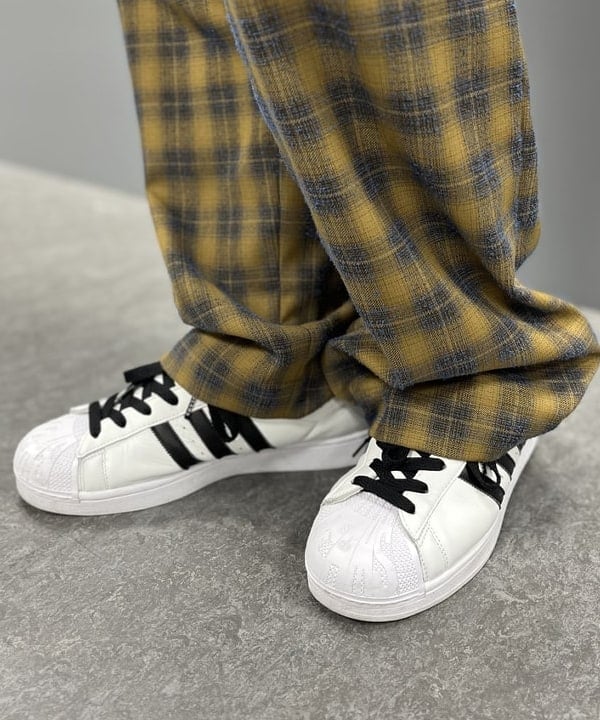 BAKU(東江 漠)さんの「BEAMS WOMEN｜シャギー ボーダー ワッチキャップ」を使ったコーディネート