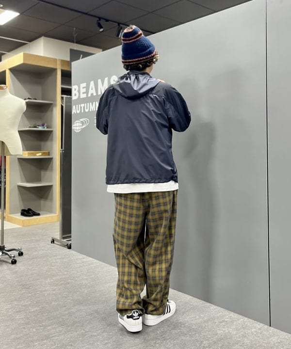 BAKU(東江 漠)さんの「BEAMS WOMEN｜シャギー ボーダー ワッチキャップ」を使ったコーディネート