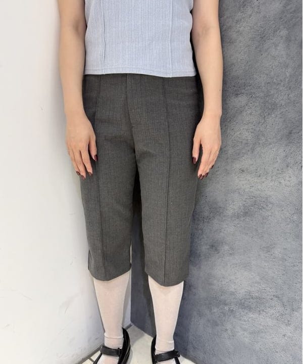 庭野 優紀さんの「BEAMS WOMEN｜ハリヌキ テレコ フレンチ パフスリーブ Tシャツ」を使ったコーディネート