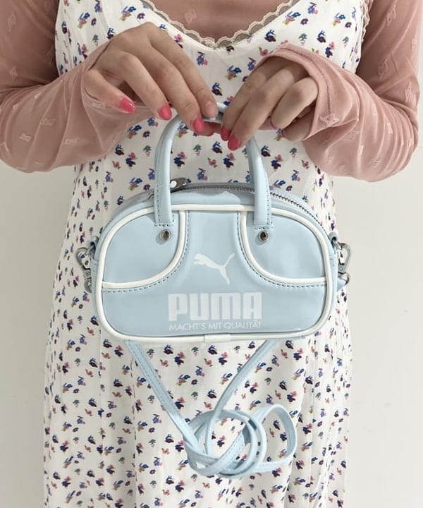 晶さんの「BEAMS WOMEN｜フロッキー プリント シアー ラウンドネック トップス」を使ったコーディネート