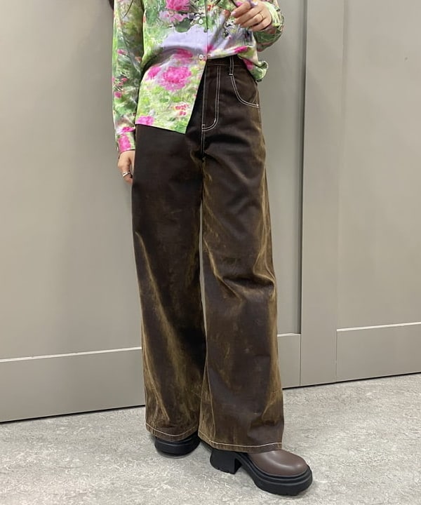 ayaさんの「BEAMS WOMEN｜PAM_FloralShrtSP」を使ったコーディネート