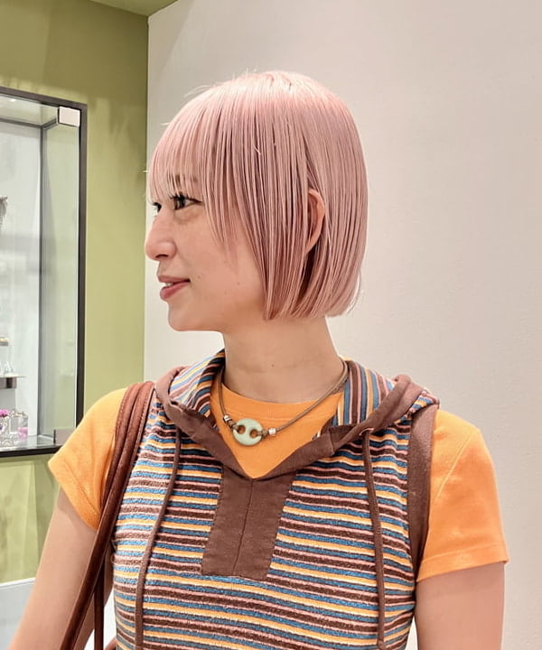 イトウミサキさんの「BEAMS WOMEN｜ハートトップ ビーズ ブレスレット」を使ったコーディネート