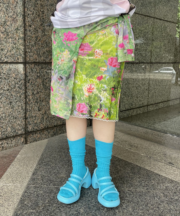 まゆちゃんさんの「BEAMS WOMEN｜PAM_FloralShrtSP」を使ったコーディネート