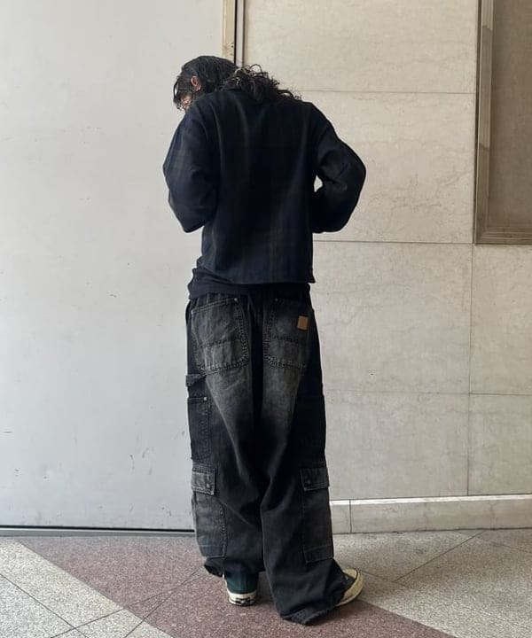 菊田 悠さんの「BEAMS WOMEN｜ワイドショートフィット メッシュ ジップアップ シャツ」を使ったコーディネート