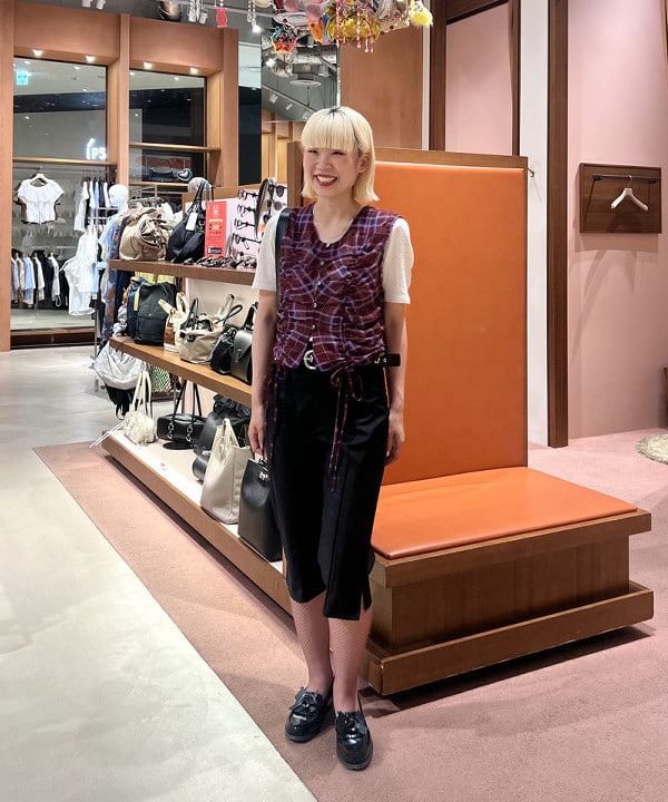 あさひさんの「BEAMS WOMEN｜ストレッチ カプリ パンツ」を使ったコーディネート