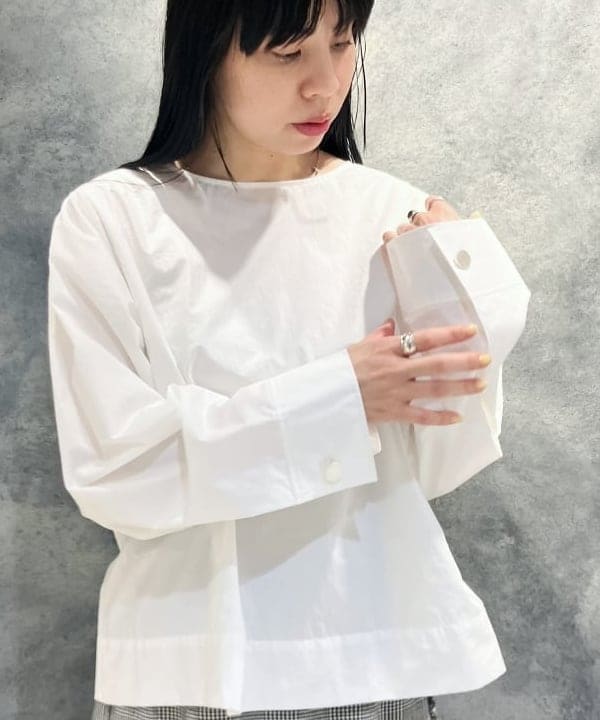 OSUMIさんの「BEAMS WOMEN｜バックオープン コットンブラウス」を使ったコーディネート