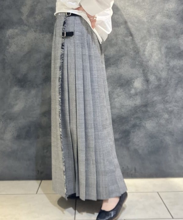 OSUMIさんの「BEAMS WOMEN｜バックオープン コットンブラウス」を使ったコーディネート