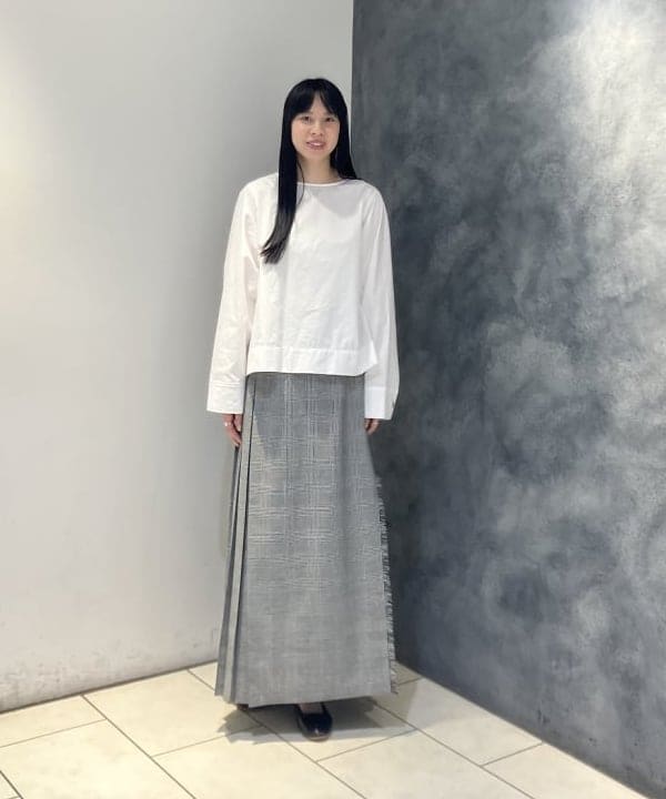 OSUMIさんの「BEAMS WOMEN｜バックオープン コットンブラウス」を使ったコーディネート