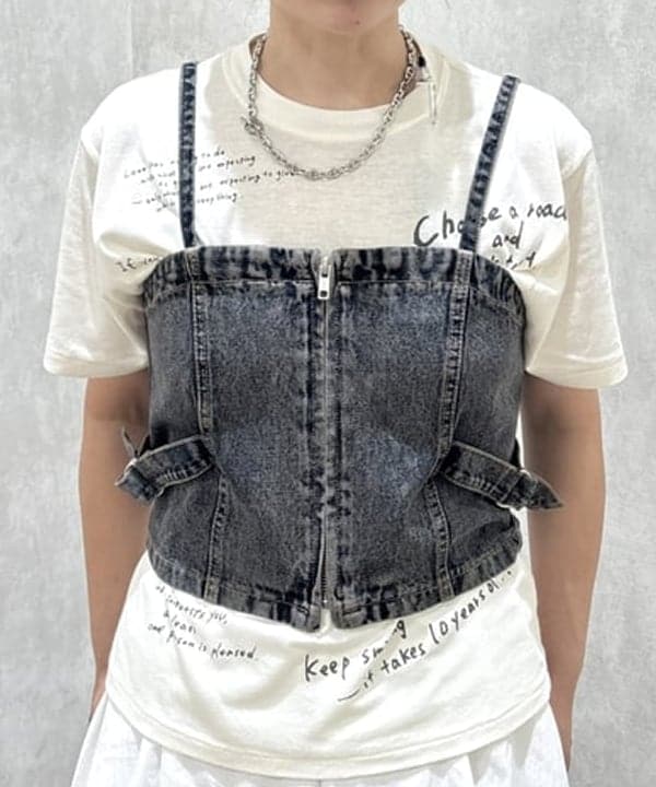 YABUさんの「BEAMS WOMEN｜フラワー ジャカード フレア スカート」を使ったコーディネート