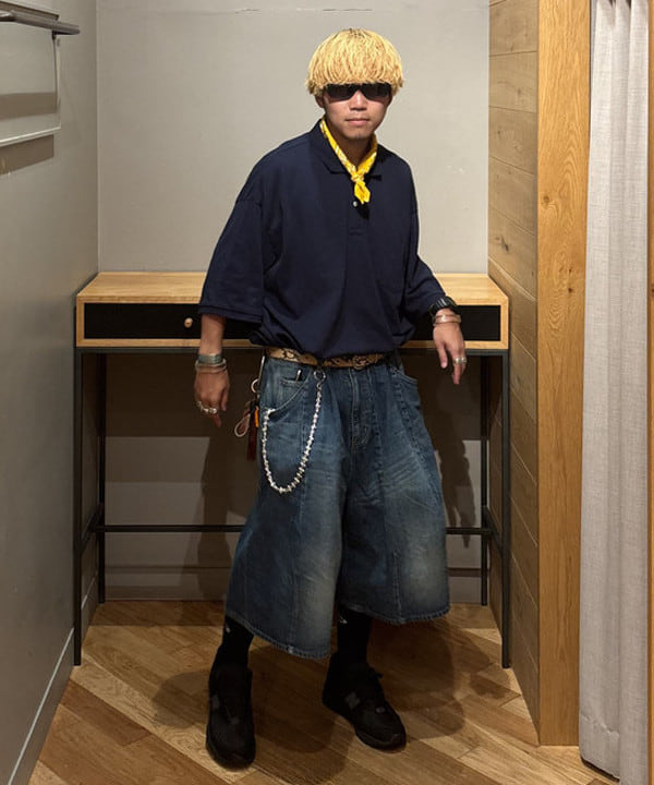 三宅 康平さんの「BEAMS WOMEN｜G-SHOCK / DW-5600UBB-1JF」を使ったコーディネート