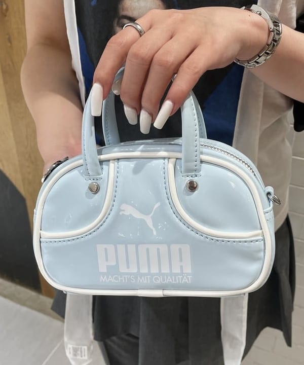 rinnaさんの「BEAMS WOMEN｜PUMA / マイクロ グリップ バッグ」を使ったコーディネート