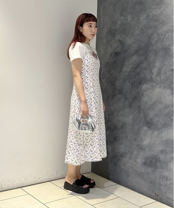 庭野 優紀さんの「BEAMS WOMEN｜HELOYSE / miller bateau tote S」を使ったコーディネート