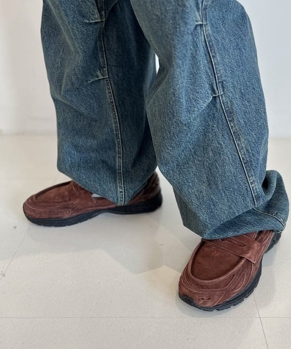 BAKU(東江 漠)さんの「BEAMS WOMEN｜ワイドショートフィット フェード プルオーバー スウェット」を使ったコーディネート