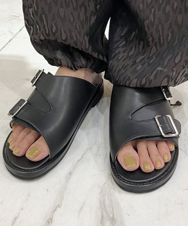 茂野 真楓さんの「BEAMS WOMEN｜コットン 畦編みベスト」を使ったコーディネート