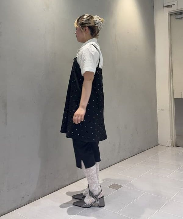 大石彩可さんの「BEAMS WOMEN｜ストレッチ カプリ パンツ」を使ったコーディネート