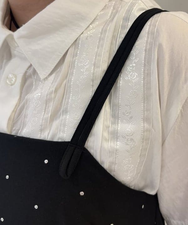 大石彩可さんの「BEAMS WOMEN｜ストレッチ カプリ パンツ」を使ったコーディネート