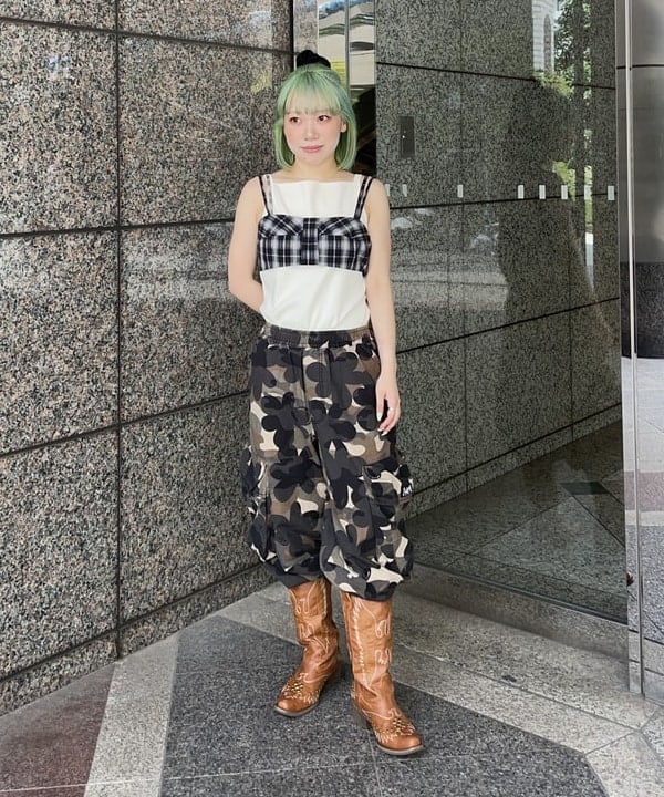 まゆちゃんさんの「BEAMS WOMEN｜チェック ビスチェ」を使ったコーディネート