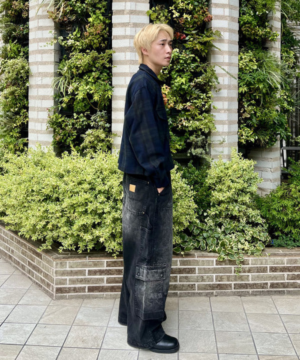 こたろうさんの「BEAMS WOMEN｜ワイドショートフィット メッシュ ジップアップ シャツ」を使ったコーディネート