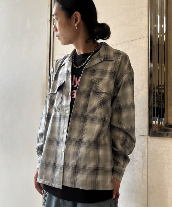 菊田 悠さんの「BEAMS WOMEN｜オンブレチェック オープンカラー シャツ」を使ったコーディネート